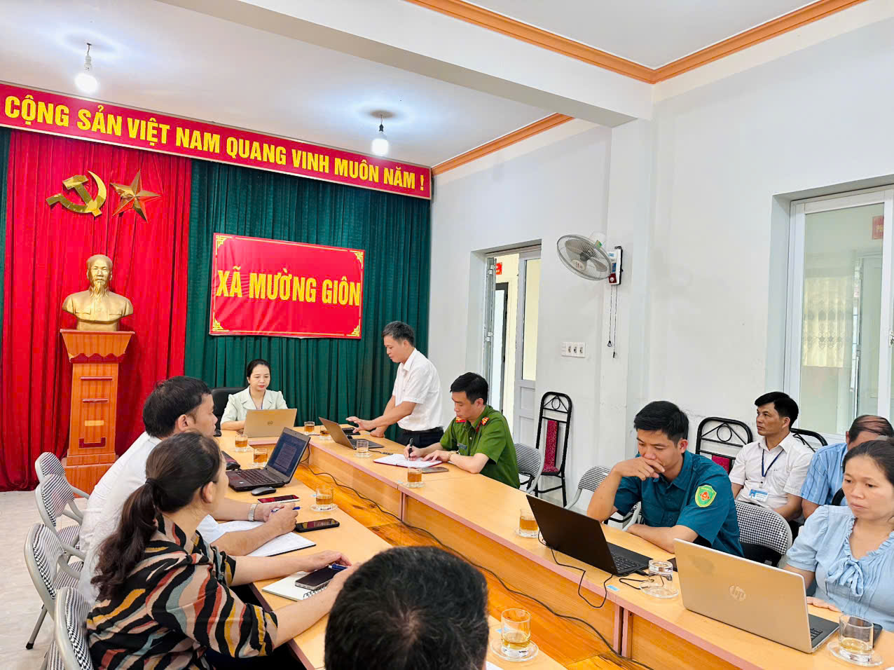 anh tin bai